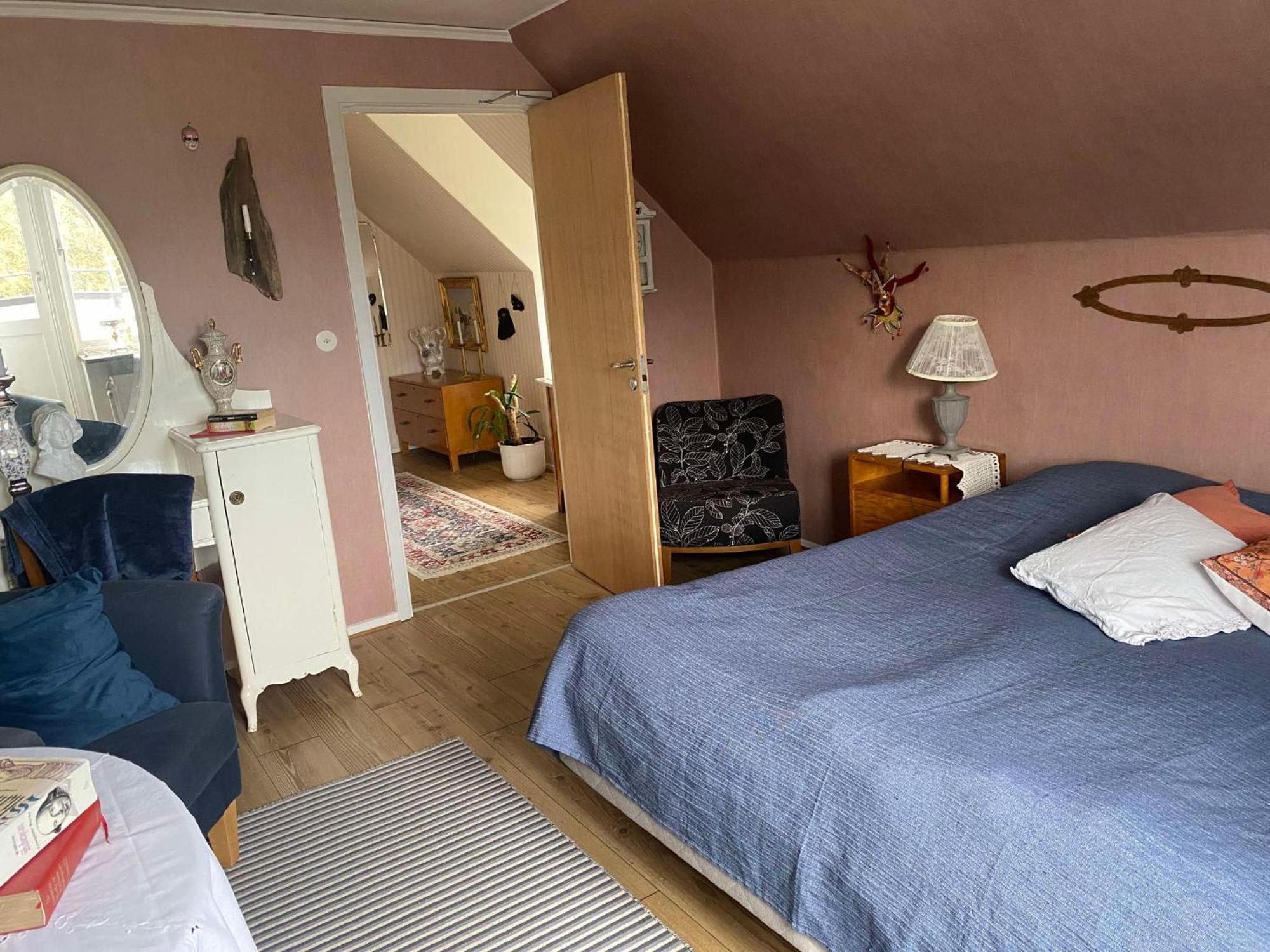 Bed And Books Pa Oesterlens Gaesthaerbaerge Glemminge Exterior photo